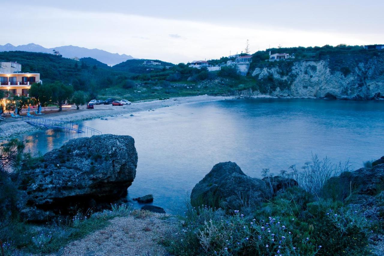 Sia'S Sea House Villa Almirida Exteriör bild