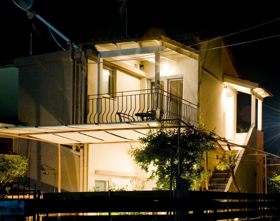 Sia'S Sea House Villa Almirida Exteriör bild